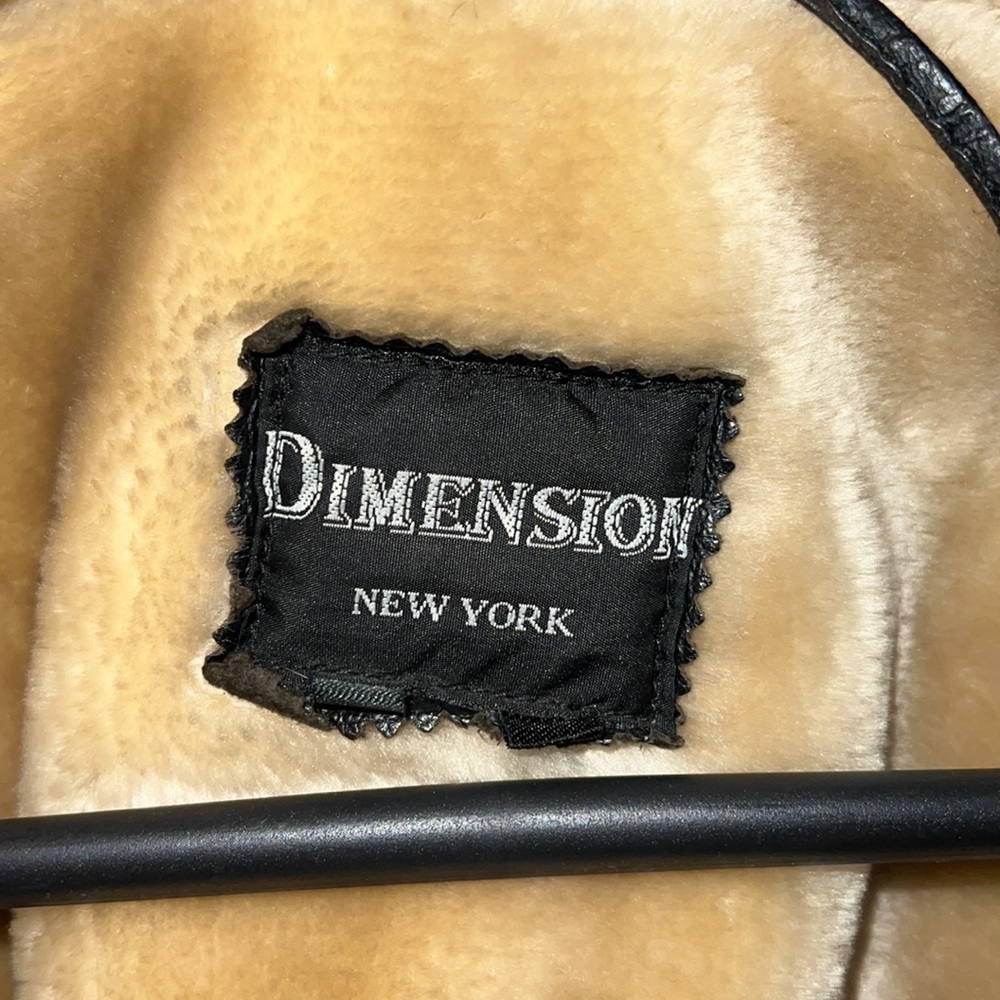 Leather jacket - Picture 4 of 8